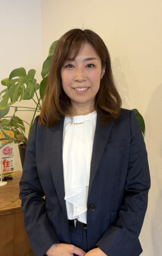 横溝 綾香